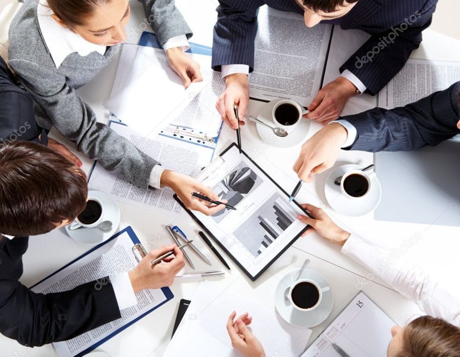 depositphotos_11310891-stock-photo-teamwork